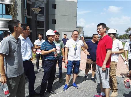 ���Ǽ�����һ����˾��Ŀ��������