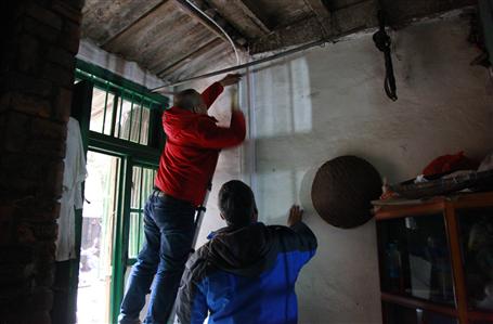 �������ĵ��������˼��о��а���˶�