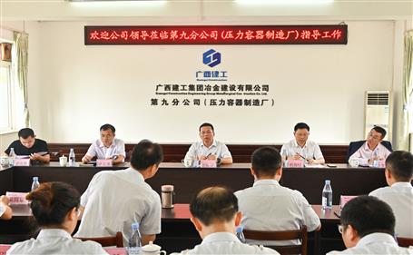 ���񻪣�ʩչ����Ӫ���� �Զ��������г�