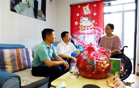 �����й���ίο��ұ����˾���⵳Ա